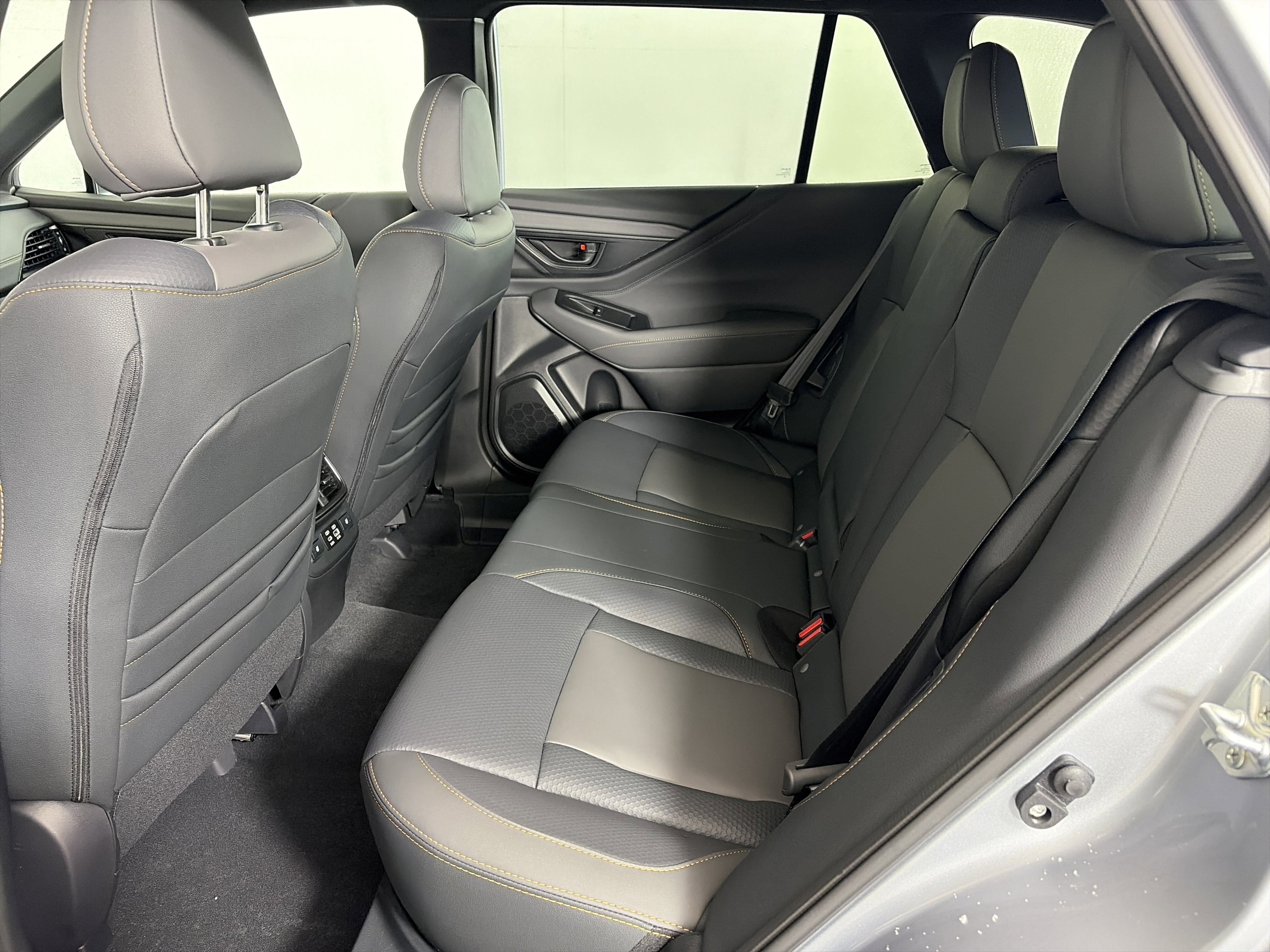 Used 2025 Subaru Outback Wilderness image 7