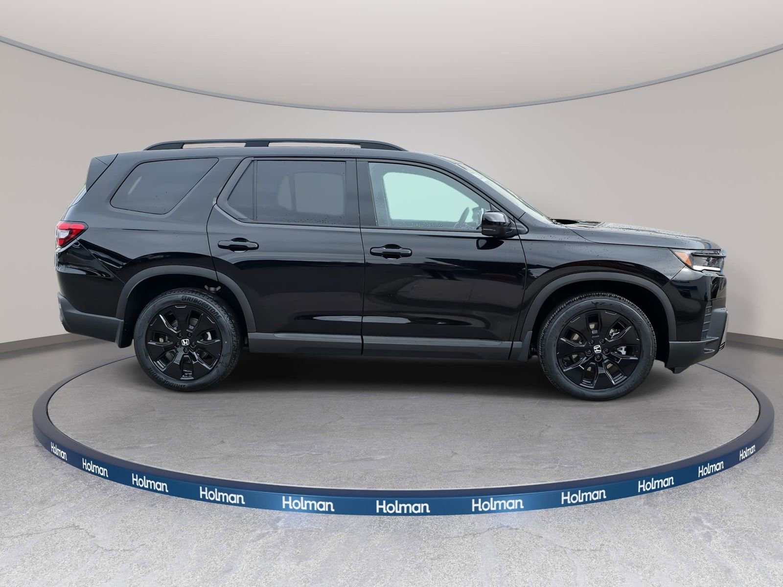 New 2026 Honda Pilot Black Edition image 4
