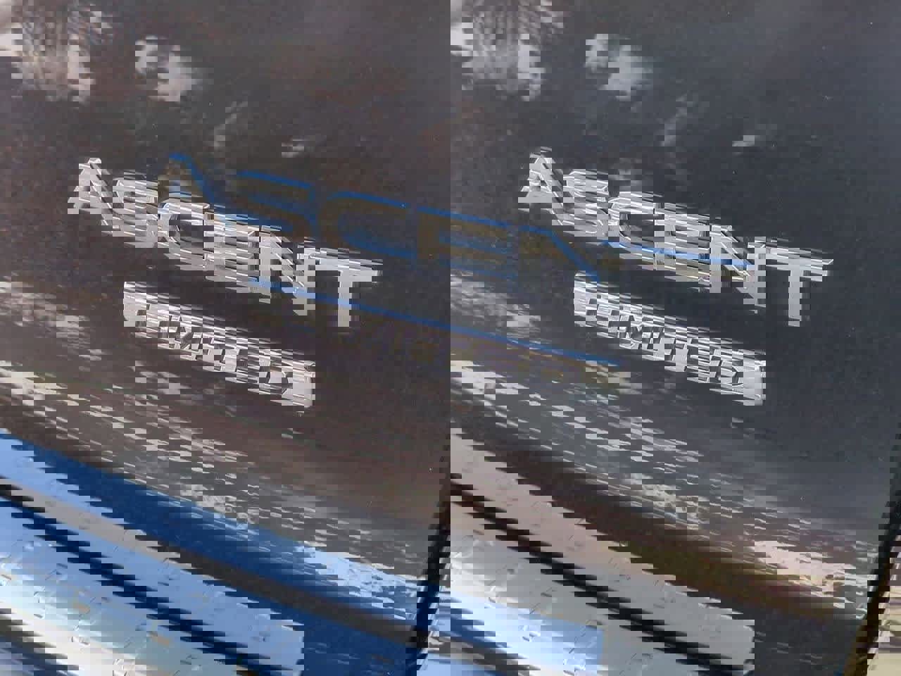 Certified 2025 Subaru Ascent Limited image 12