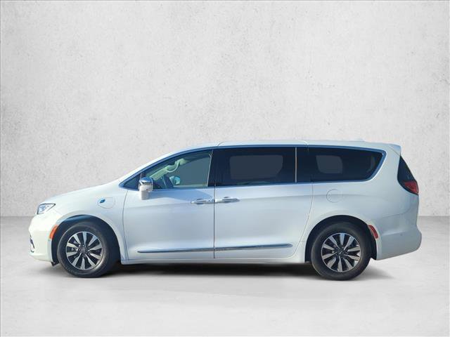 Used 2022 Chrysler Pacifica Limited image 5