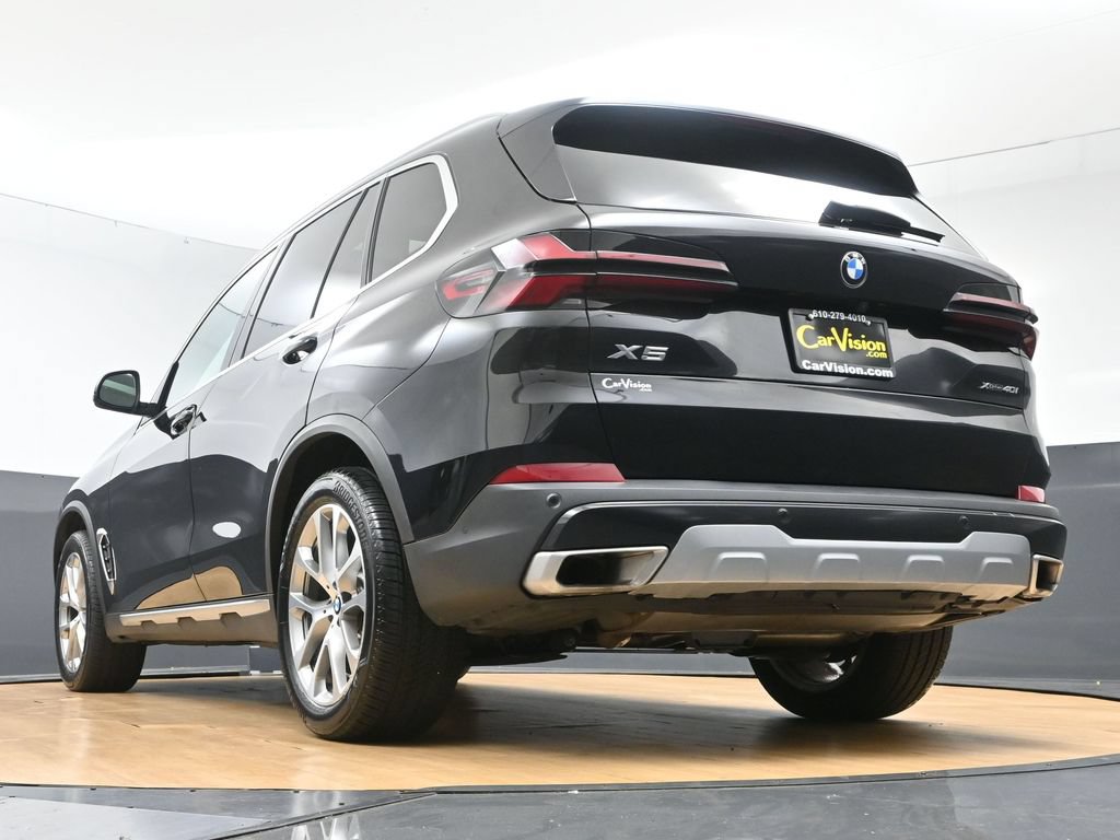 Used 2024 BMW X5 xDrive40i w/ Premium Package AWD/4WD image 8