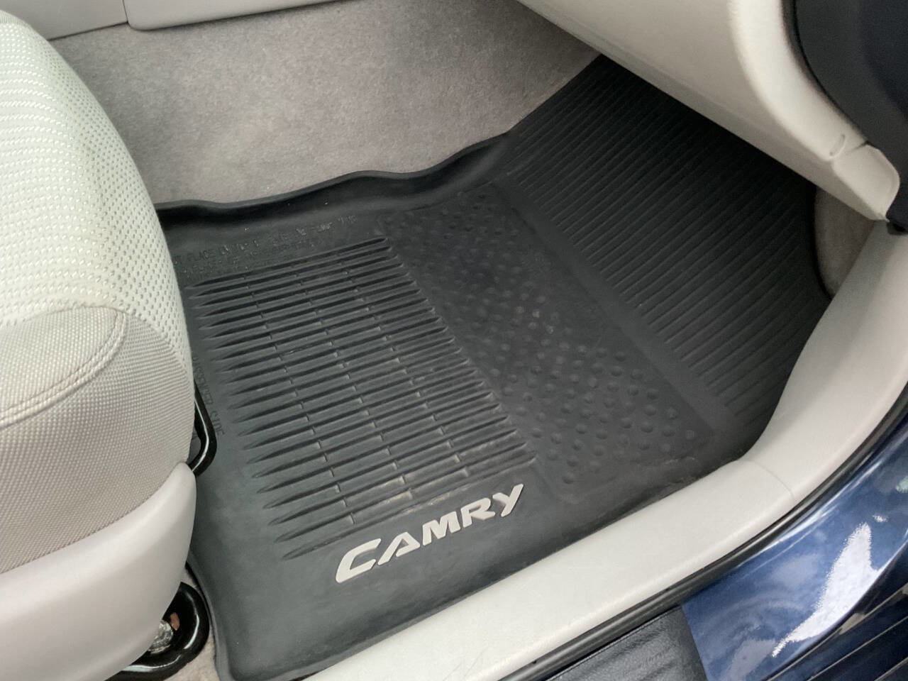 Used 2016 Toyota Camry LE image 35