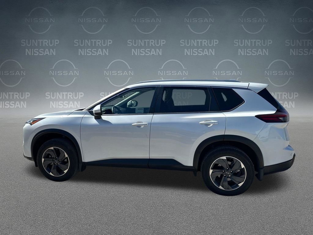 Used 2024 Nissan Rogue SV w/ SV Premium Package image 37