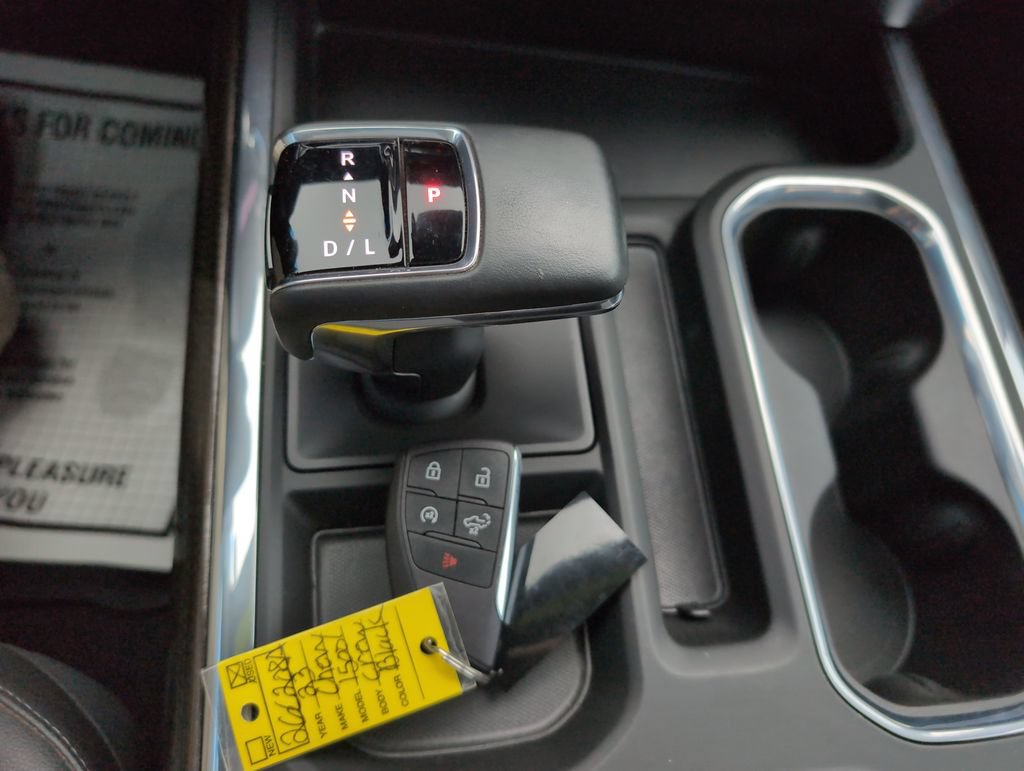 Used 2023 Chevrolet Silverado 1500 LT Trail Boss w/ LT Trail Boss Premium Package AWD/4WD image 26