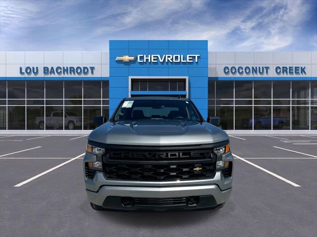 Used 2025 Chevrolet Silverado 1500 Custom image 3