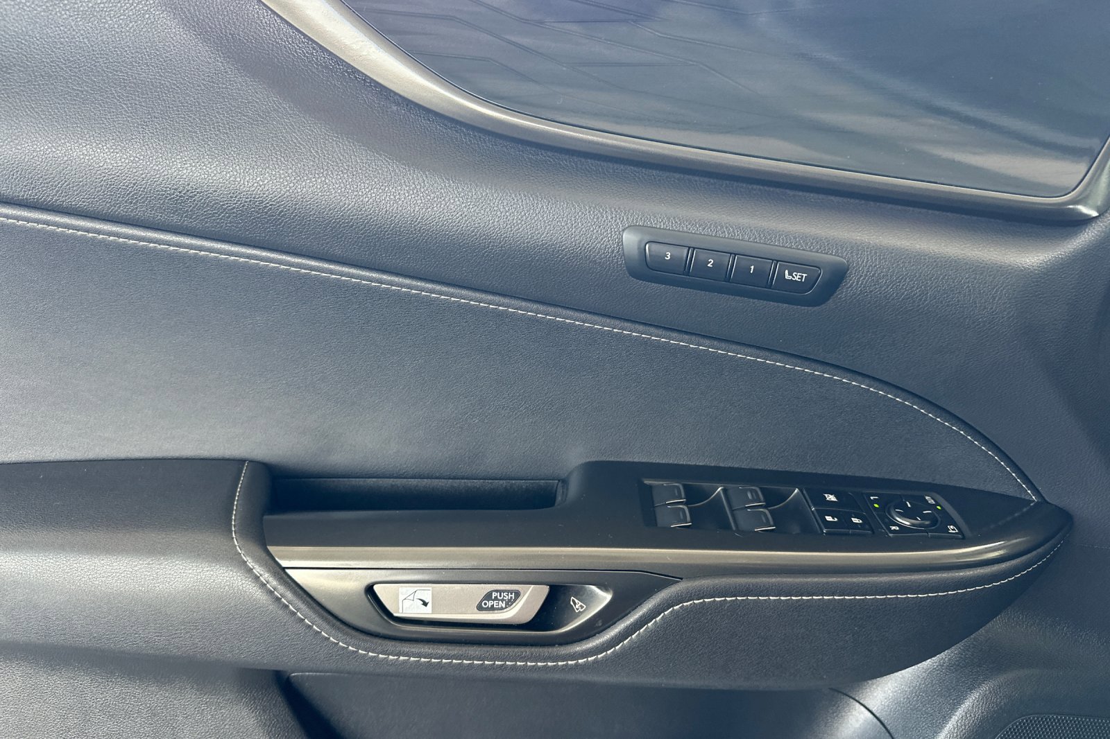 Used 2022 Lexus NX 350 AWD image 11