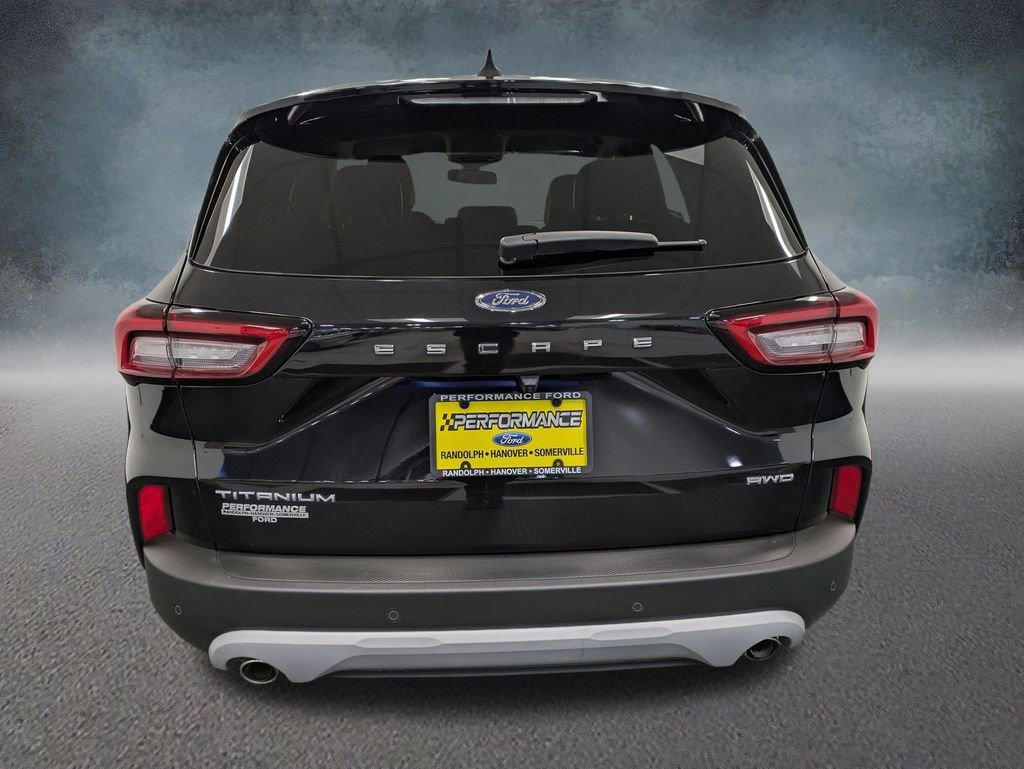 Used 2023 Ford Escape Platinum AWD/4WD image 5