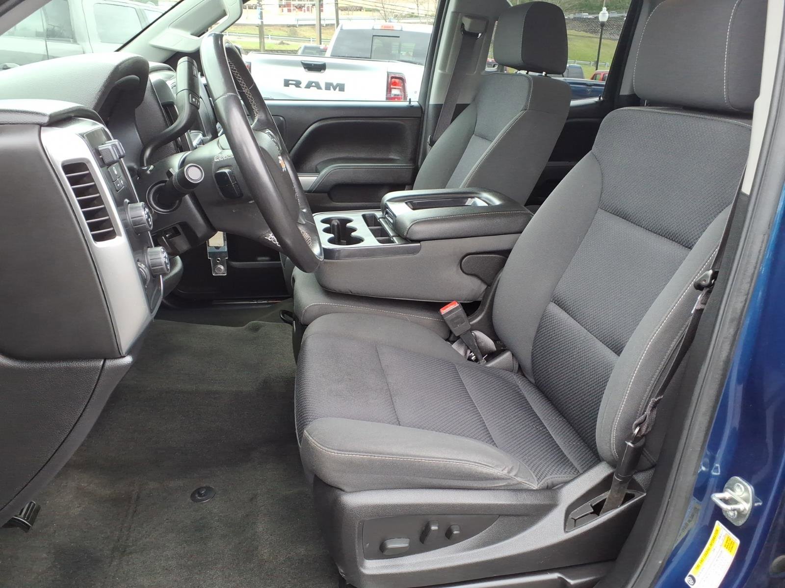 Used 2017 Chevrolet Silverado 1500 LT w/ All Star Edition image 10