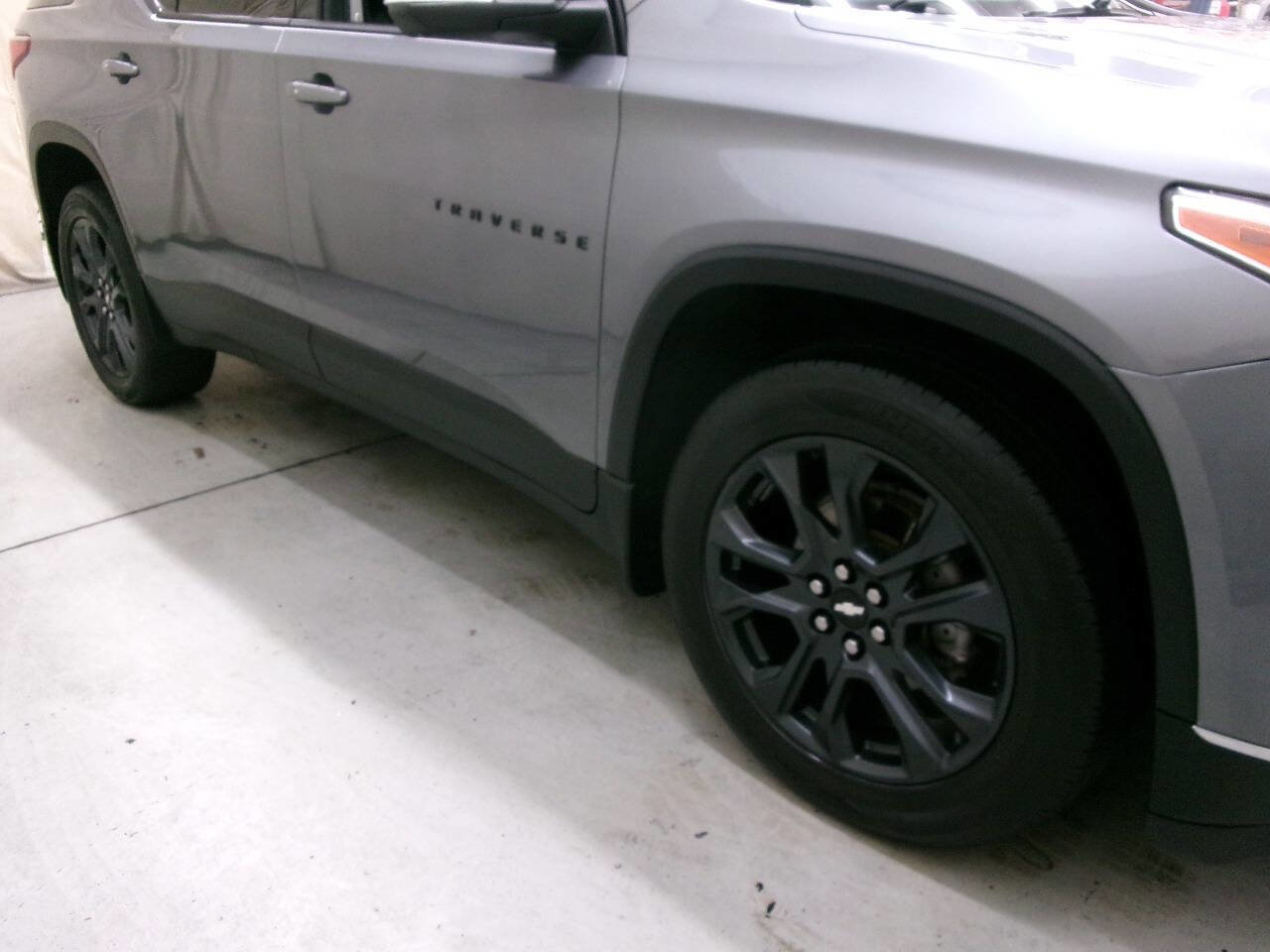 Used 2021 Chevrolet Traverse RS image 9