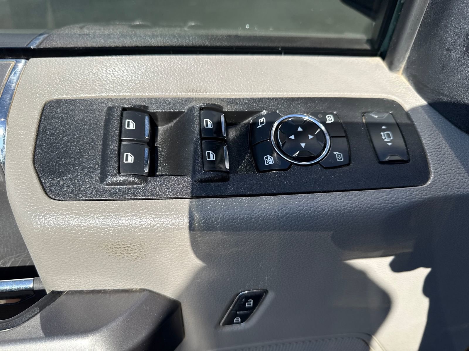 Used 2021 Ford F350 XLT w/ XLT Premium Package image 11