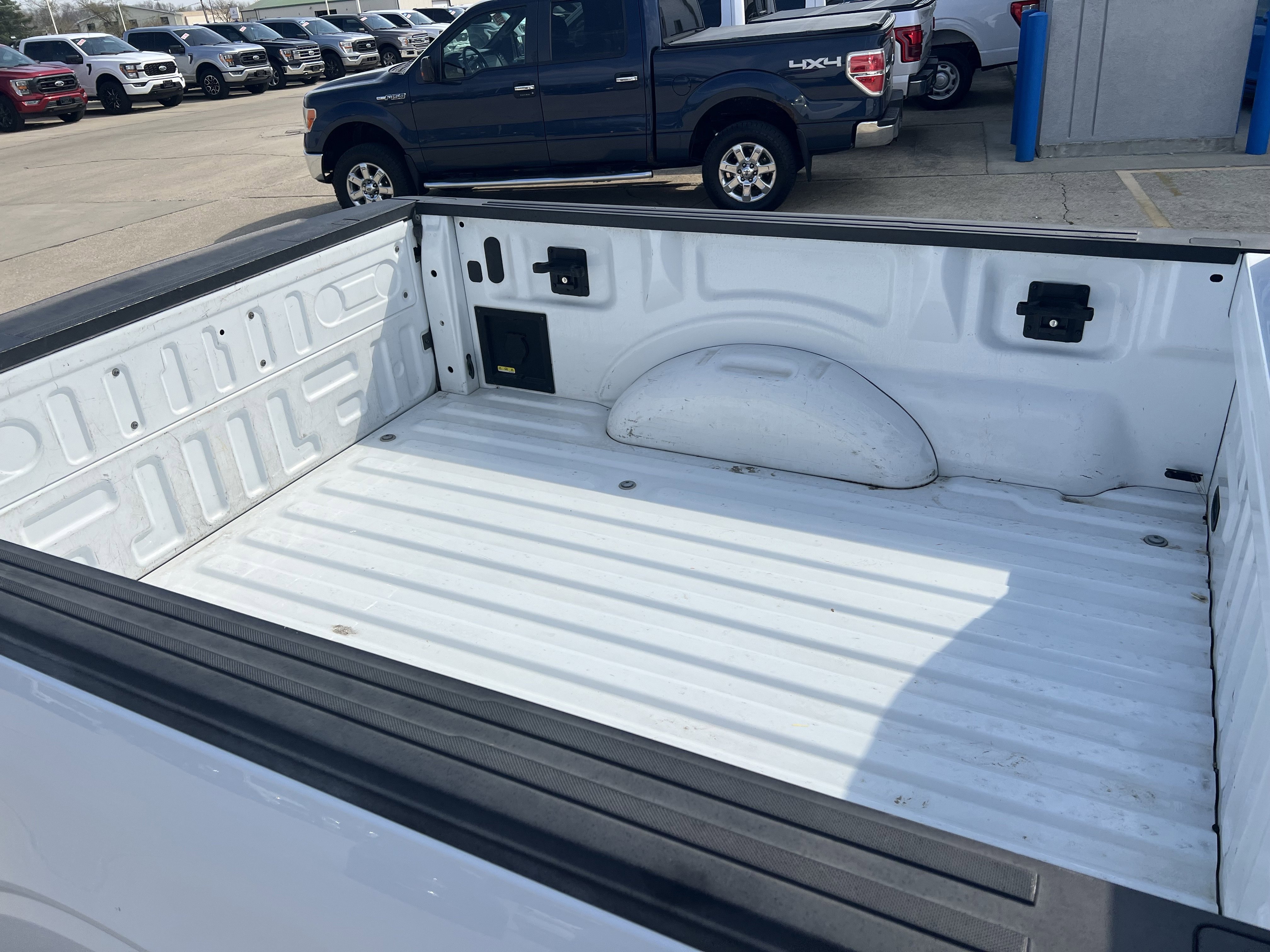 Used 2022 Ford F150 Lariat image 4