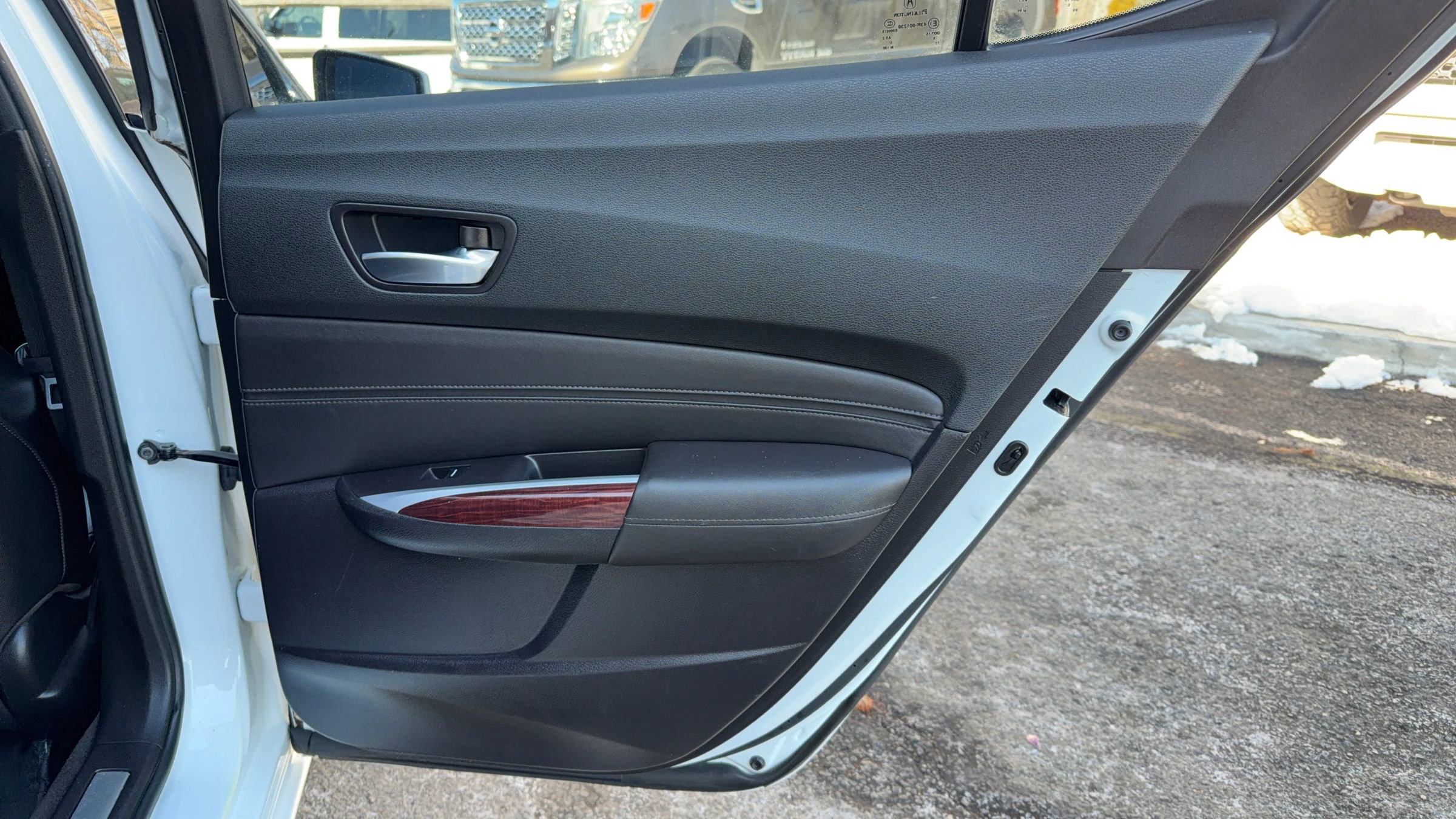 Used 2016 Acura TLX image 15