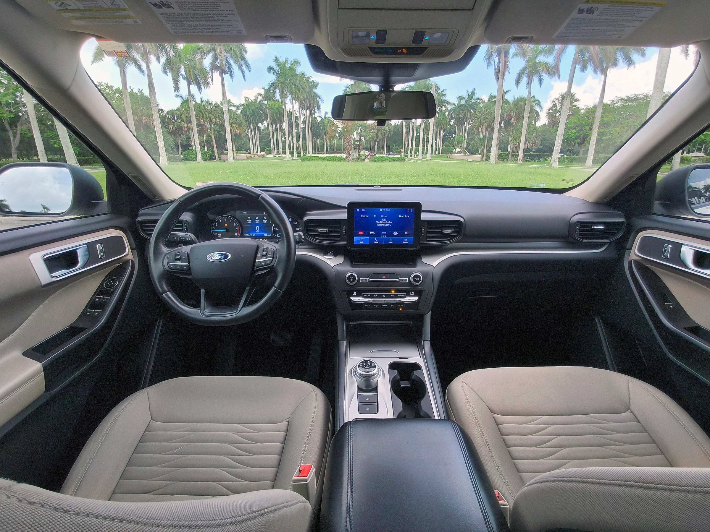 Used 2020 Ford Explorer XLT RWD image 8