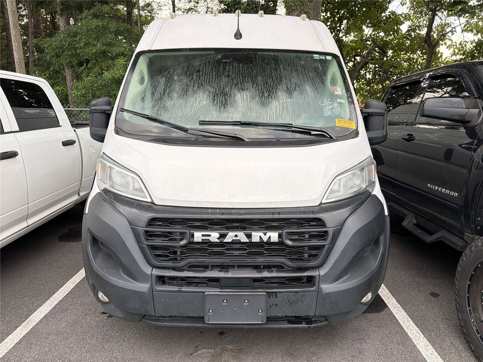 Used 2025 RAM ProMaster 2500 w/ Convenience Group FWD image 2