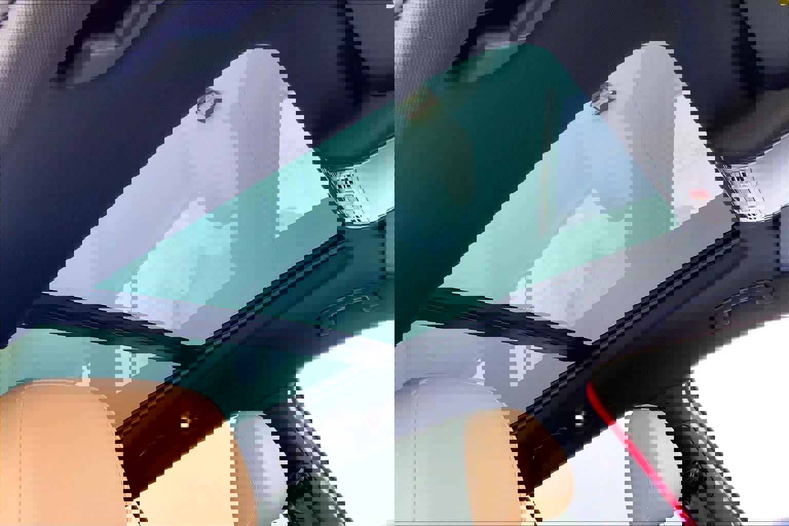 Used 2024 Volkswagen Tiguan SE R-Line image 13