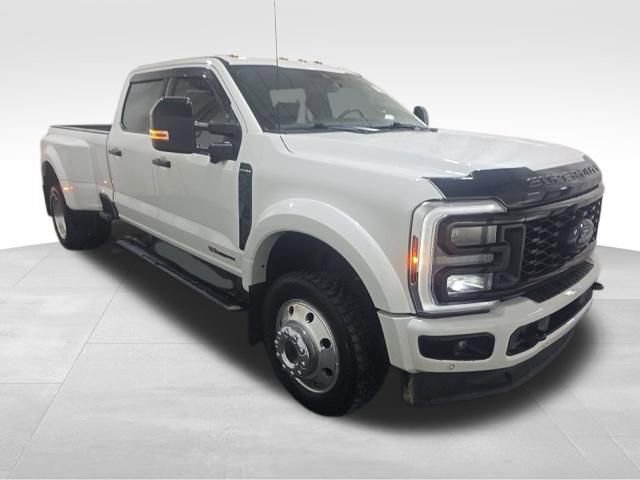 Used 2025 Ford F450 Platinum w/ Platinum Plus Package AWD/4WD image 3