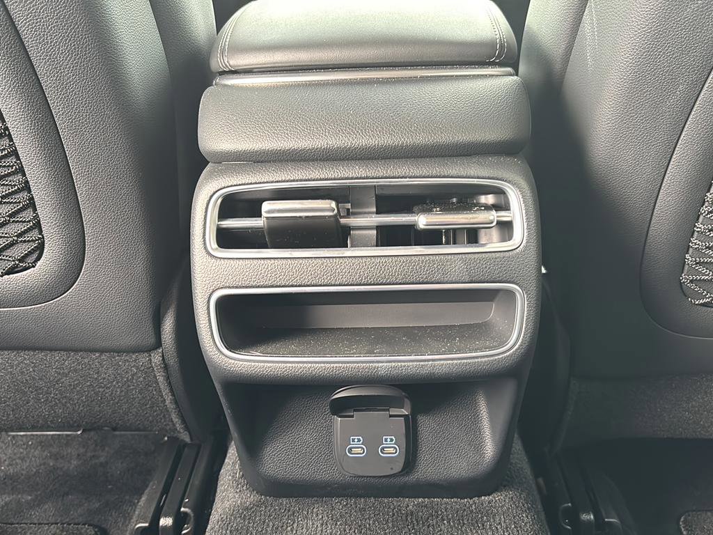 Certified 2026 Genesis GV70 2.5T image 40