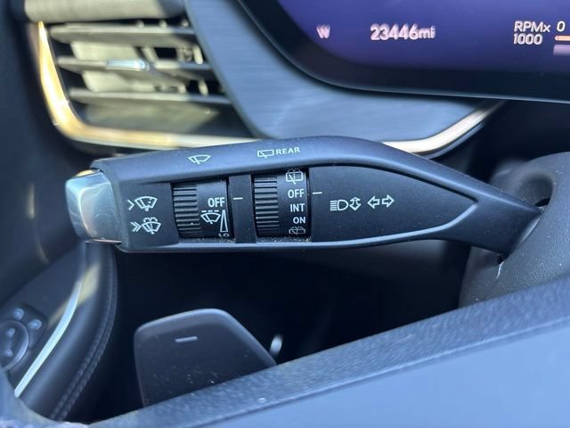 Used 2024 Buick Envision Avenir AWD/4WD image 22