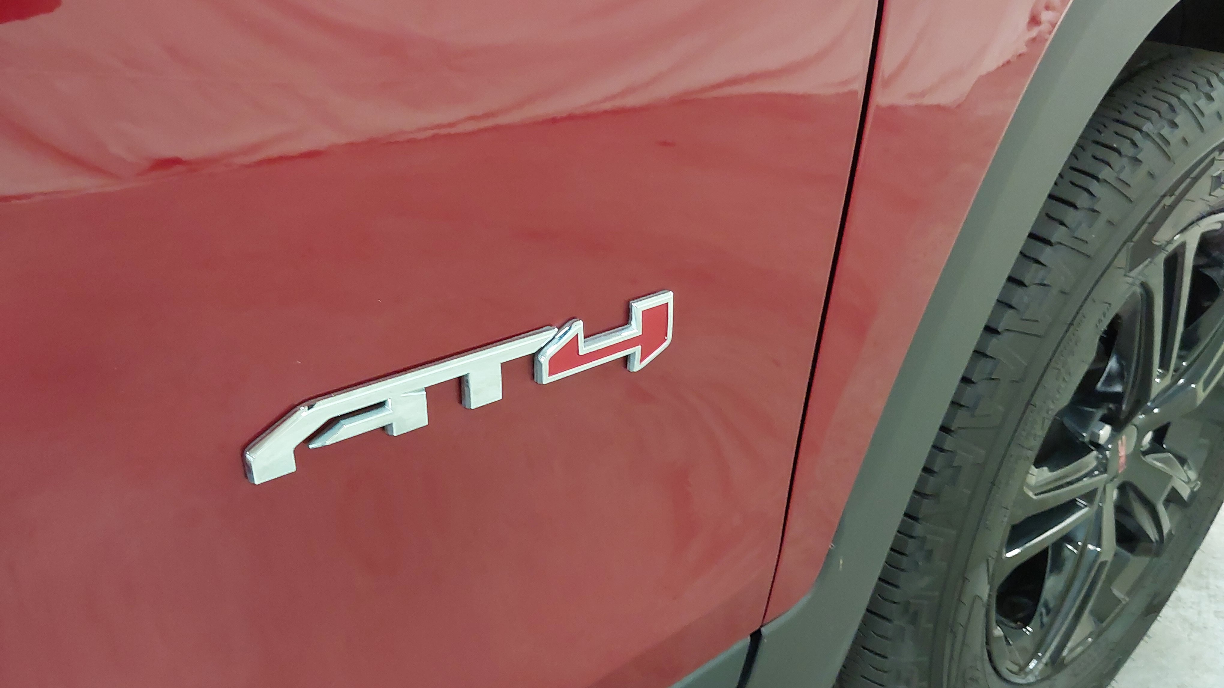 Used 2024 GMC Terrain AT4 AWD/4WD image 28