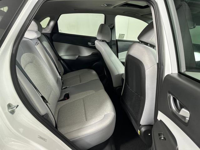 Used 2022 Hyundai Kona SEL w/ Convenience Package image 27