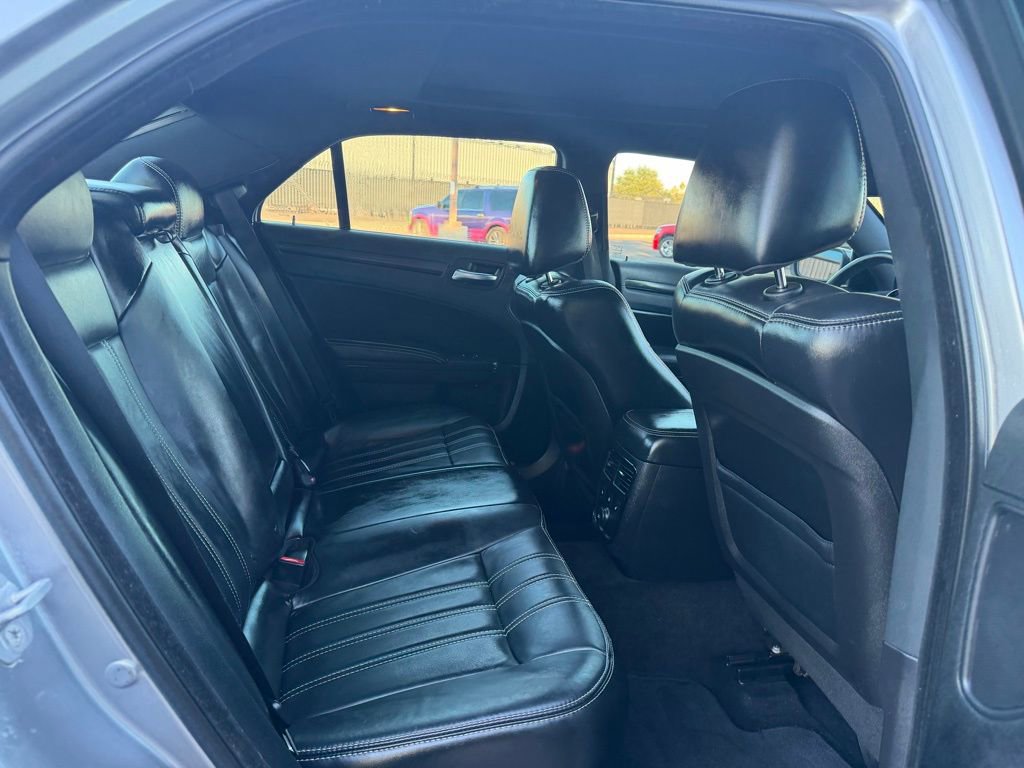 Used 2014 Chrysler 300 S w/ Luxury Group image 16