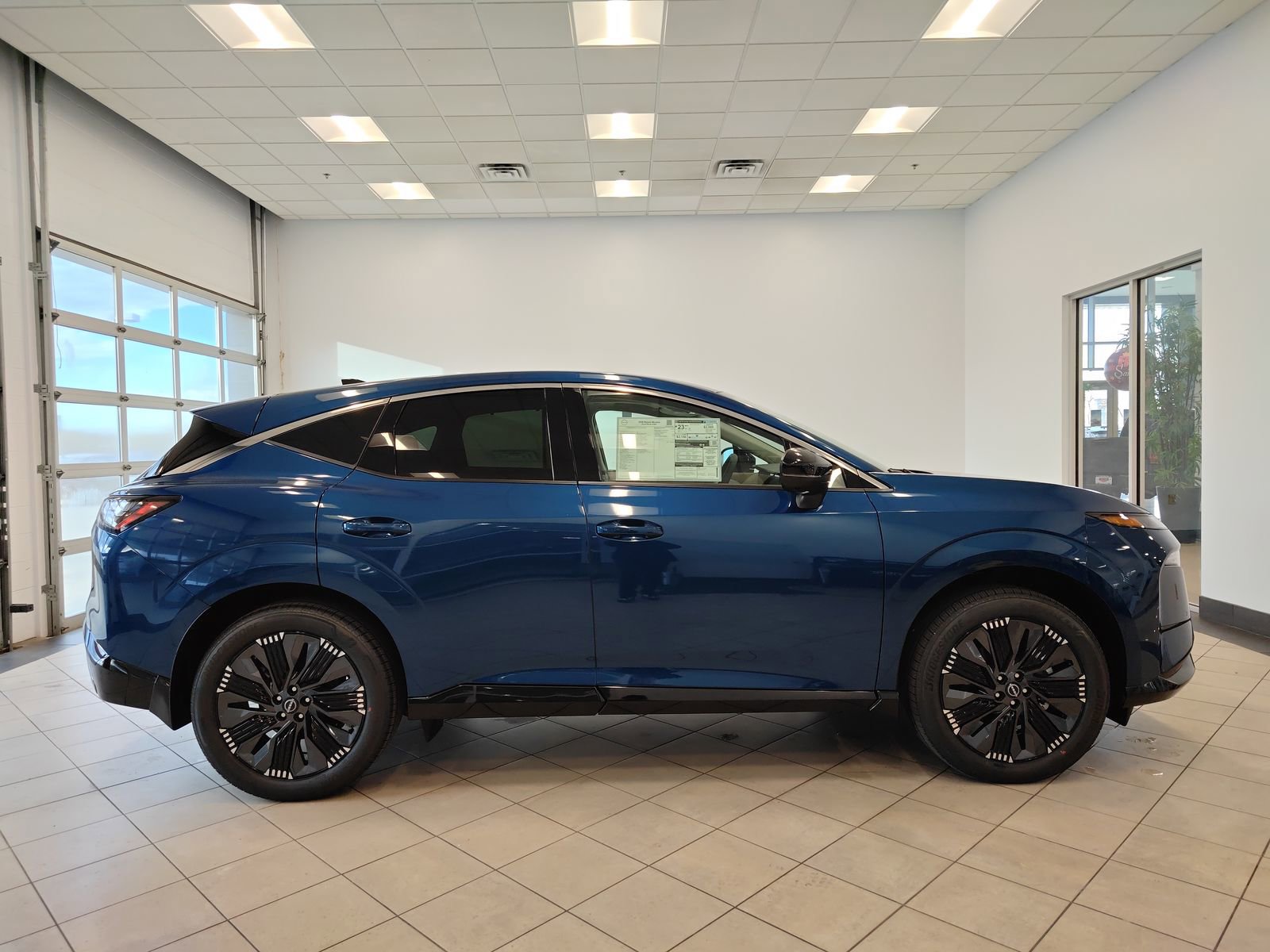 New 2026 Nissan Murano Platinum w/ Cargo Package image 2