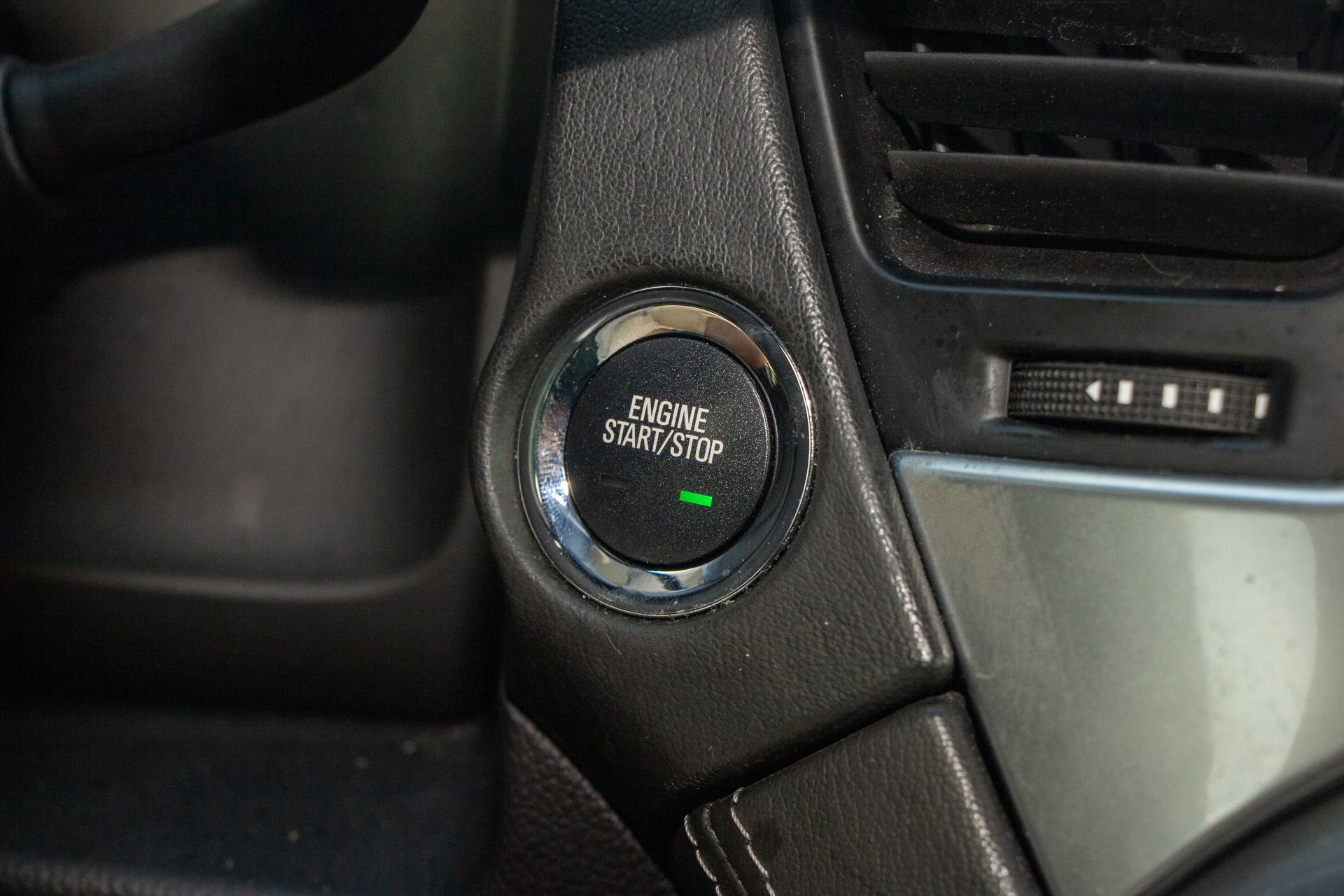 Used 2019 Chevrolet Suburban Premier w/ RST 6.2L Performance Edition image 32