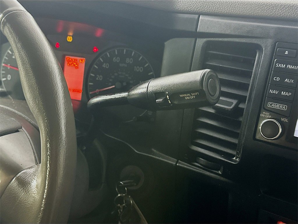 Used 2016 Nissan NV 3500 SL image 16