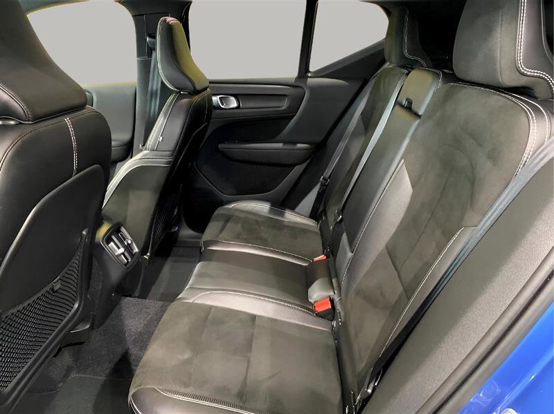 Used 2019 Volvo XC40 T5 R-Design image 20