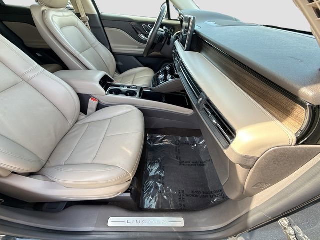 Used 2022 Lincoln Corsair Reserve w/ Equipment Group 201A FWD image 16