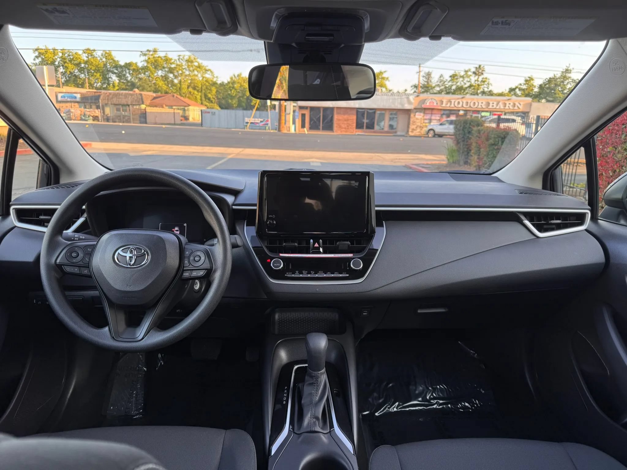 Used 2026 Toyota Corolla LE FWD image 19