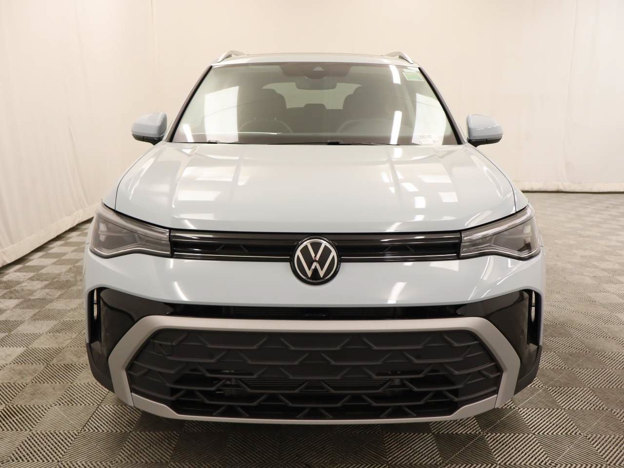 New 2026 Volkswagen Taos SE FWD image 4