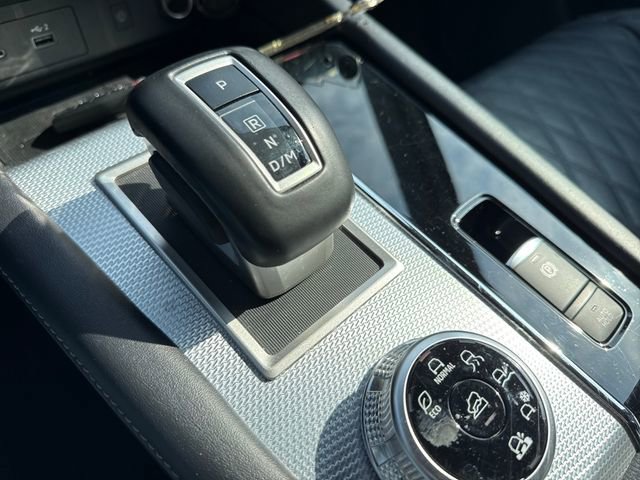 Used 2023 Mitsubishi Outlander SEL 40th Anniversary AWD/4WD image 34