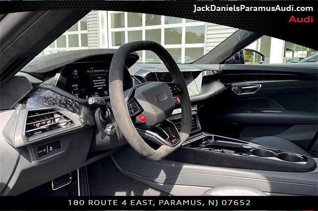 New 2025 Audi RS e-tron GT performance image 6