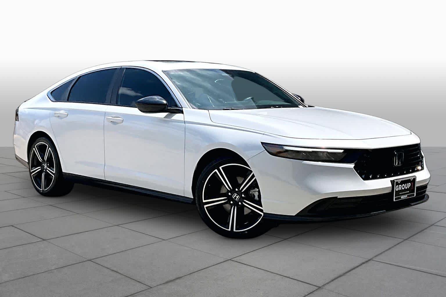 Used 2023 Honda Accord Sport image 4
