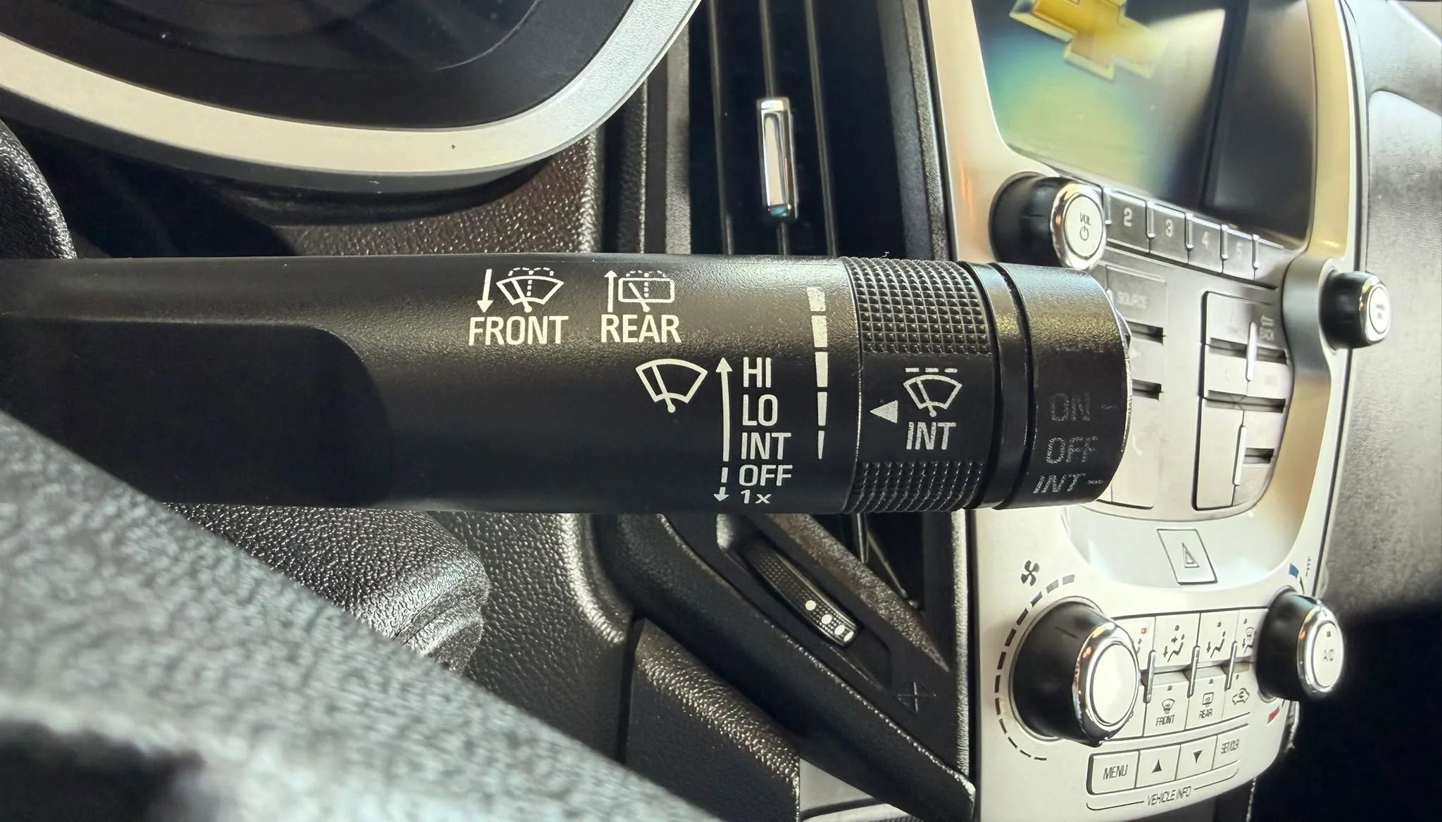 Used 2016 Chevrolet Equinox LS image 14