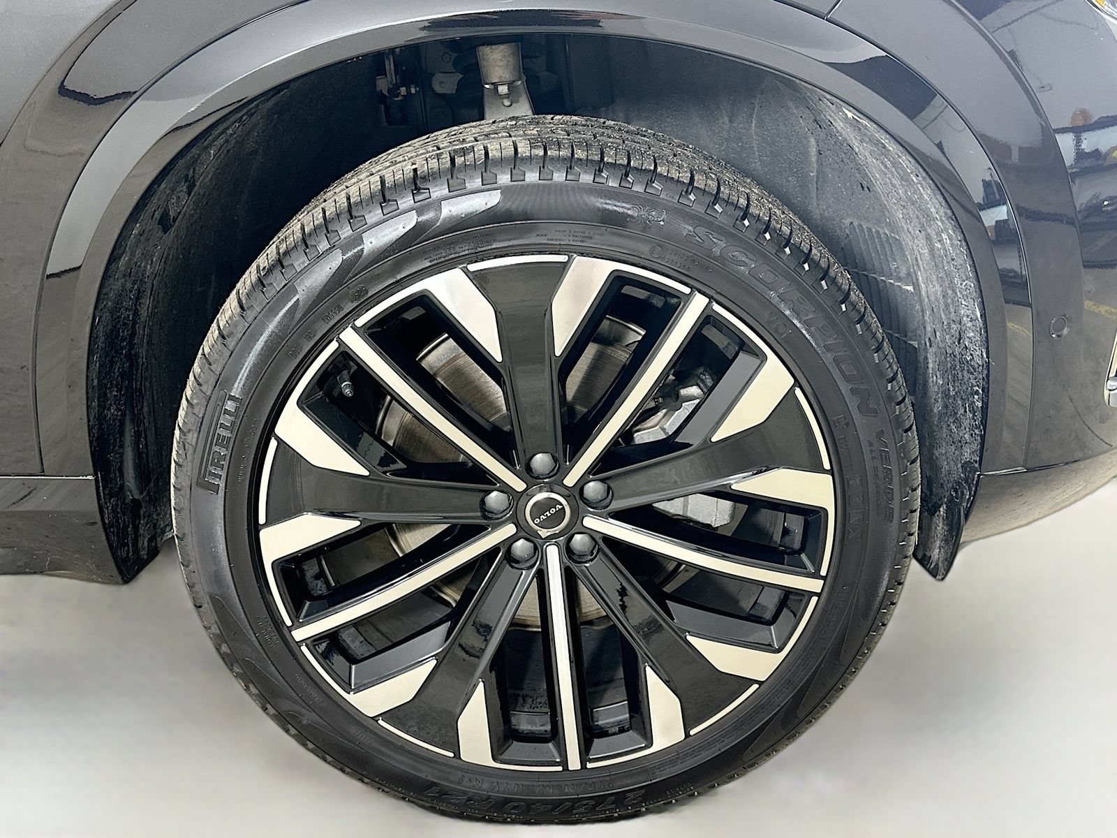 Used 2026 Volvo XC90 B6 Plus w/ Protection Package Premier AWD/4WD image 10