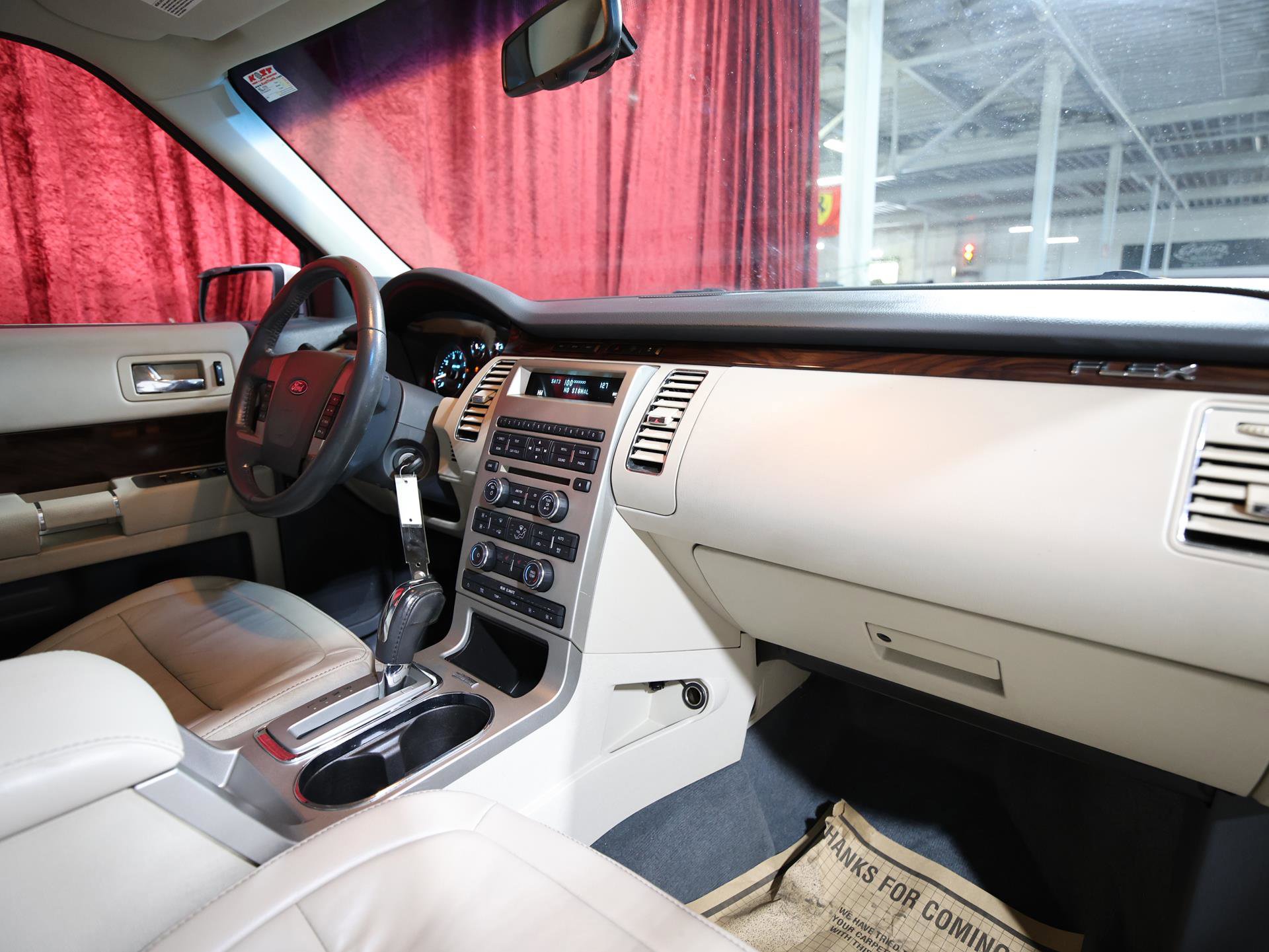 Used 2009 Ford Flex SEL image 22