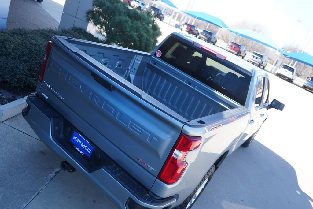 Used 2026 Chevrolet Silverado 1500 RST AWD/4WD image 14