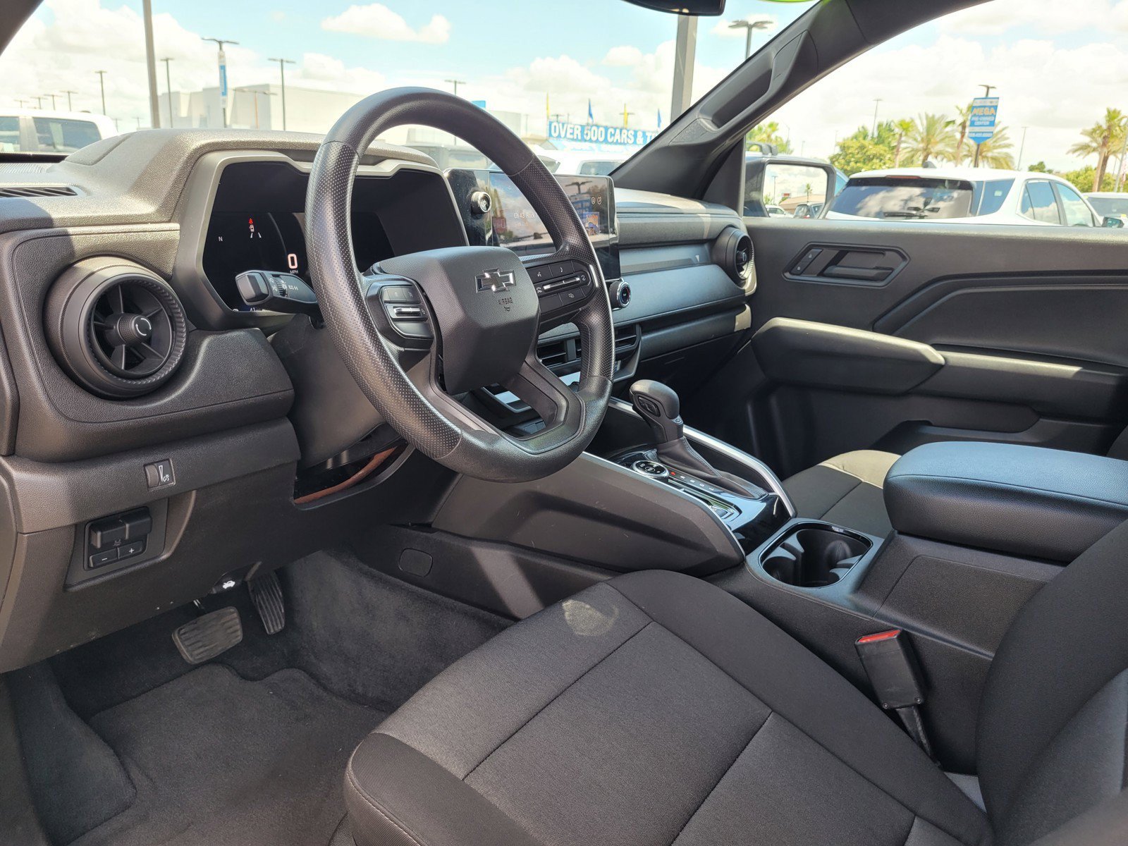 Used 2023 Chevrolet Colorado Trail Boss w/ Advanced Trailering Package AWD/4WD image 10