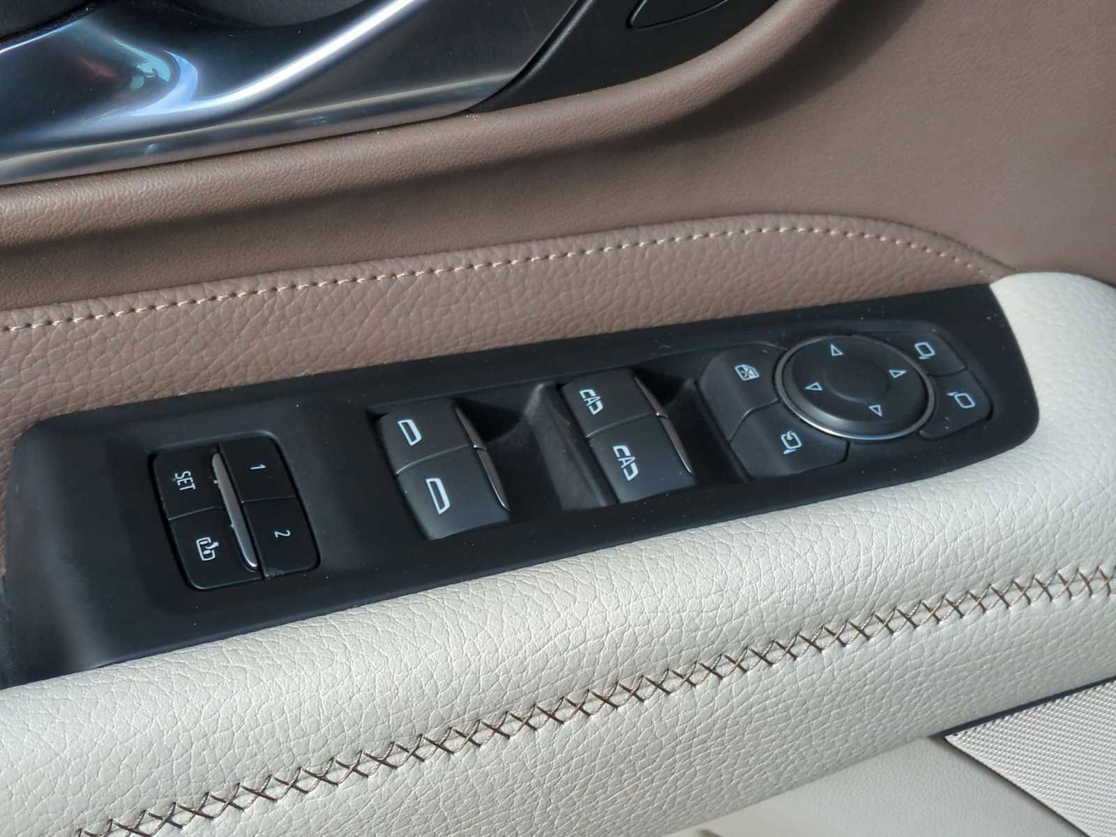 Used 2022 GMC Yukon Denali image 23