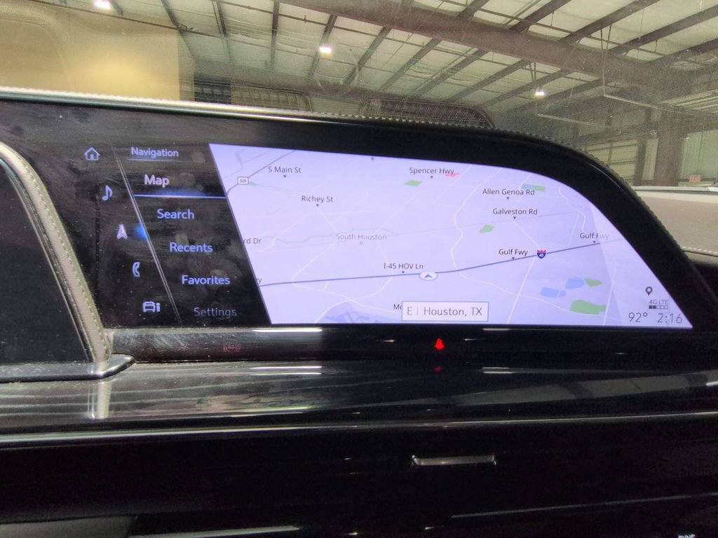 Used 2023 Cadillac Escalade Sport AWD/4WD image 7