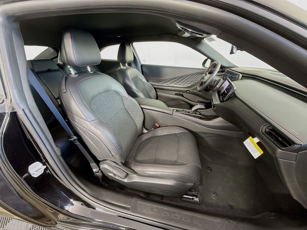 Used 2025 Dodge Charger R/T w/ Quick Order Package 25M R/T image 29