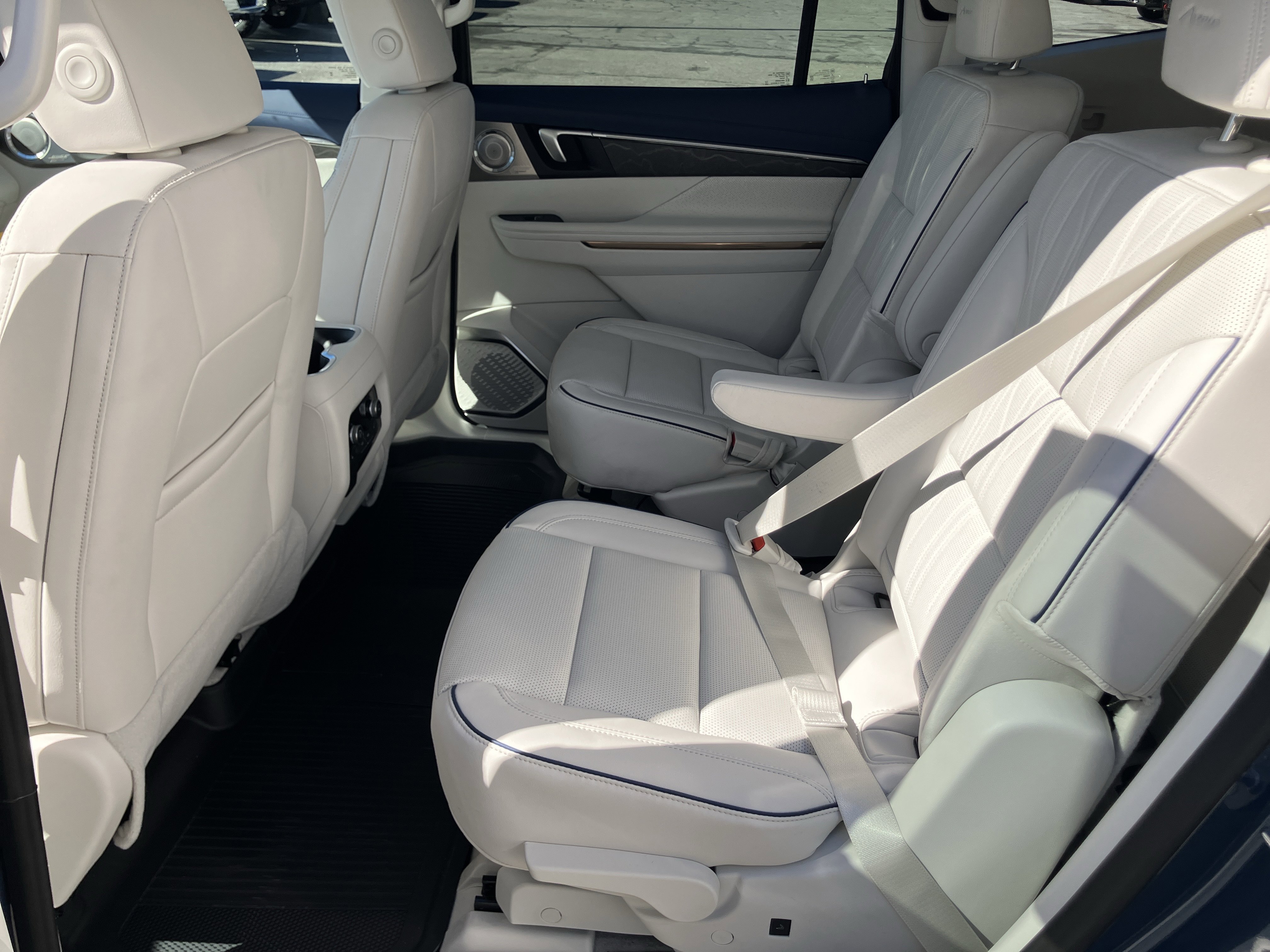 New 2026 Buick Enclave Avenir w/ Super Cruise Package image 14