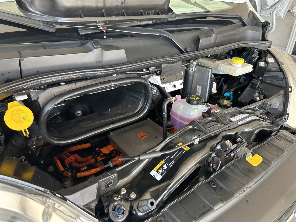 Used 2024 RAM ProMaster 3500 w/ Delivery Van Package FWD image 15