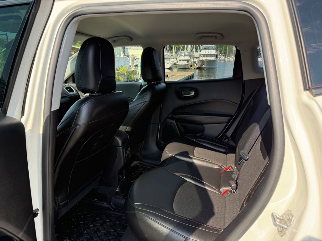 Certified 2021 Jeep Compass Latitude image 10