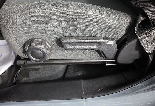Used 2024 Jeep Wrangler Willys image 27