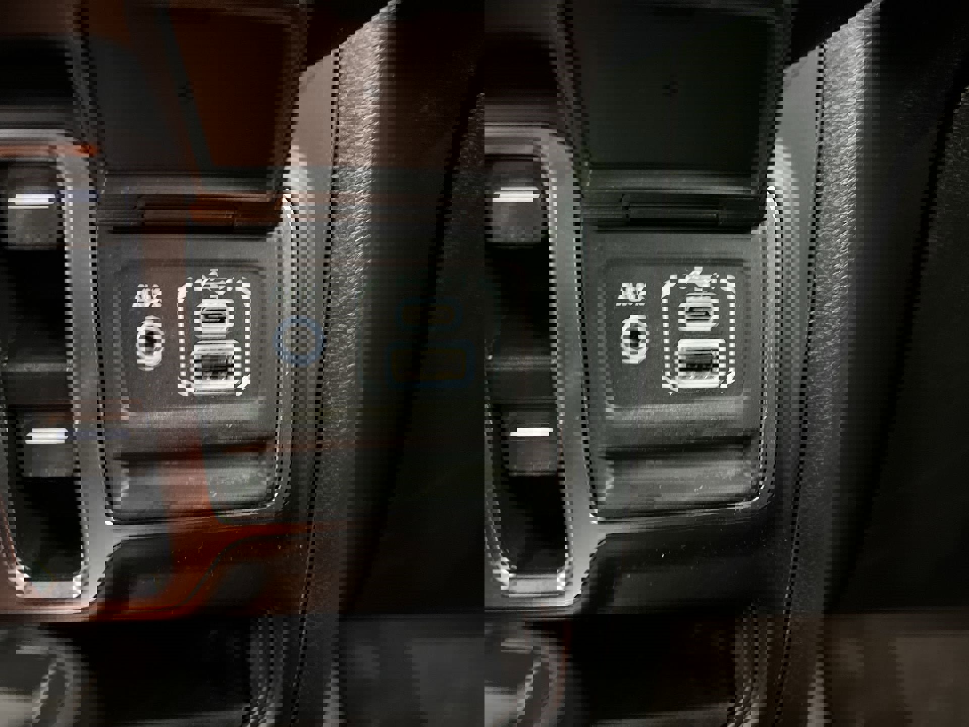 Used 2022 Jeep Wrangler Unlimited Rubicon w/ Cold Weather Group image 70