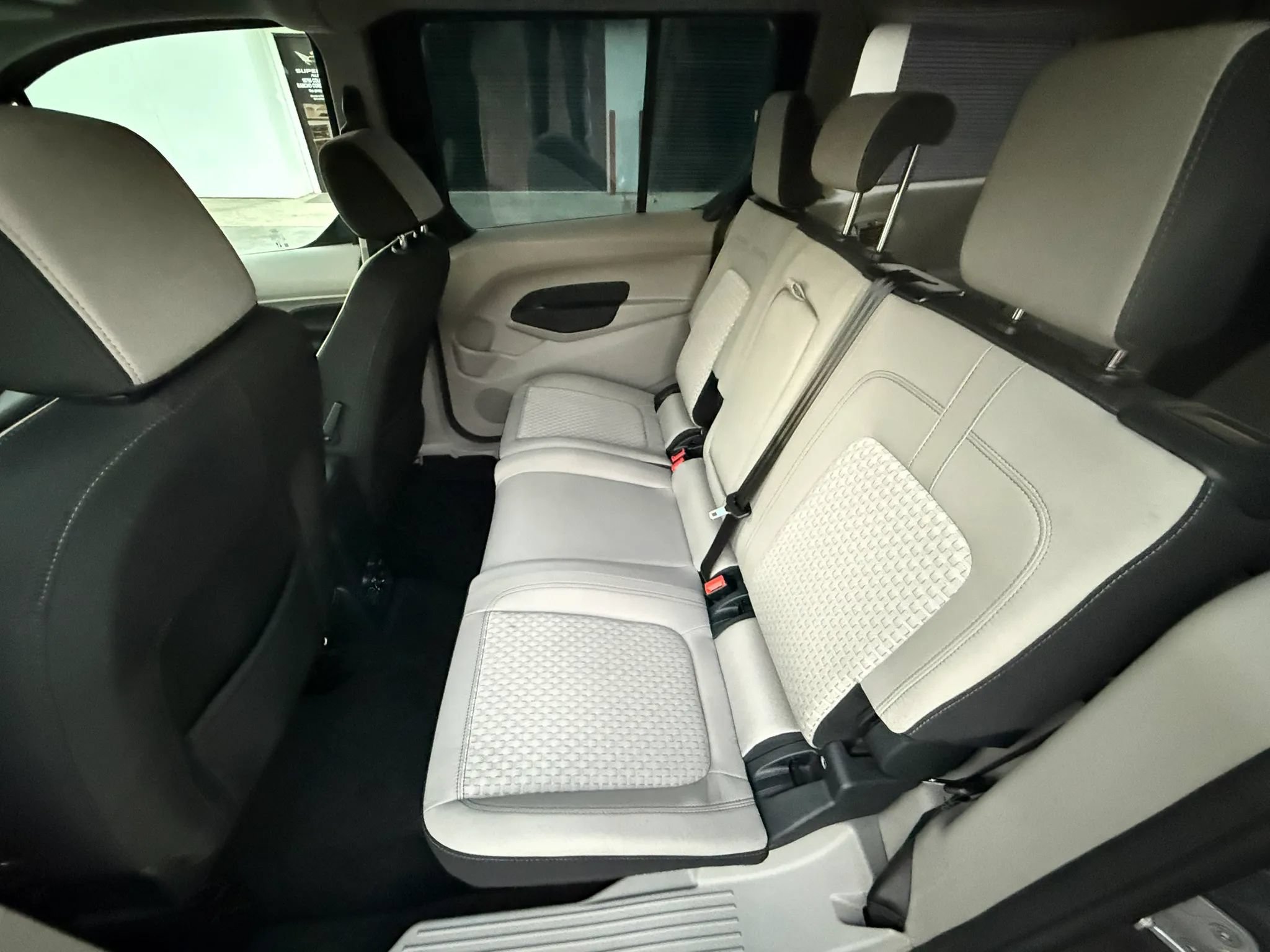 Used 2023 Ford Transit Connect XLT FWD image 19