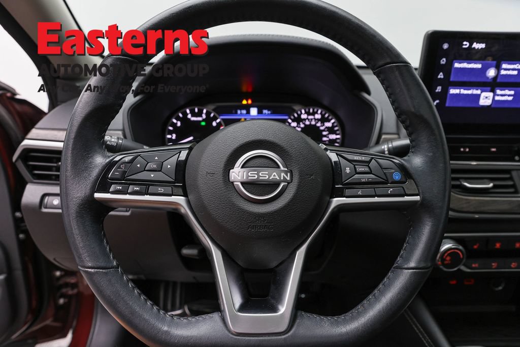 Used 2024 Nissan Altima 2.5 SV w/ SV Premium Package AWD/4WD image 10